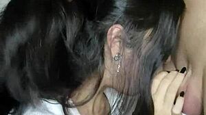 Morena Novinha Brincando Com O Pau Grande Do Wellington Prado Fazendo Um Boquete Guloso No Veiudo?