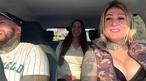 Uber pega passageira novinha que acabou de completar 18 anos siliconada com seu marido e acabam fazendo uma putaria dentro do carro em sao paulo buceta mollhada