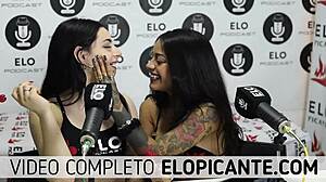 Bisexual Lesbians Kiss And Suck Lollipop Hard