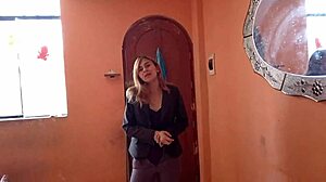 �te doy mi co�o y te vendo la casa trato te juro soy altamente follable y te convencere de una mamada