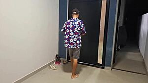 pego meu padrasto se masturbando pramim?