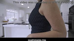 Humpingmom - Horny Stepmom Jessica Ryan Pops Out Her Pussy For Her Stepson
