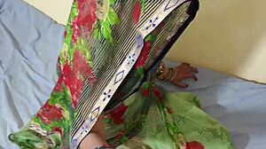 kitni bholi hai bhabhi bina bole ghodi ban gayi