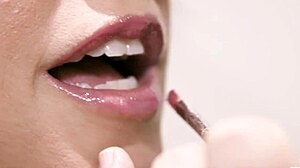 Busty lesbian matures Syren De Mer and Dee Williams have real orgasms.