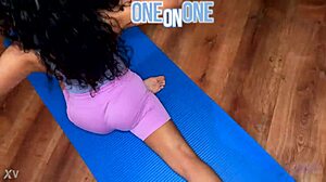 sarah LACE just TAKES that BBC in yoga pants