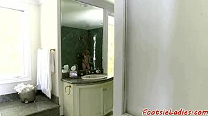 i like petite babes with feet