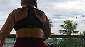 Watch me flash my ass on the balcony! So thrilling and risky.