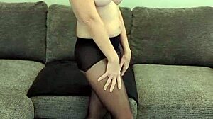 So Shiny Pantyhose On A Mature Milf