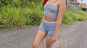 subimos la monta�a y me cojo a mi guia