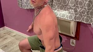 Pra guardar o segredo meu amigo teve de me dar o cuzinho