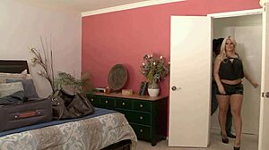 fuck me before your vacation!