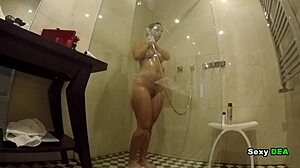 Check out Goddess Sexydeas in the shower after her encounter.
