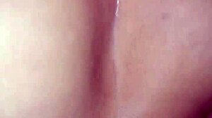 dandole por el culo a mi vecina madura