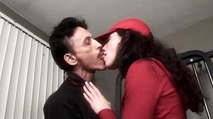 zaylen skye as a teen babysitter in action