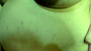 oh wow this guy cum inside my pregnant pussy with a geyser of sperm in 30 seconds like a virgin