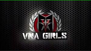 Maxine spreads her legs wide