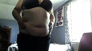 i feel seduced by step mom's tits and pussy