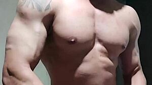 homem forte sarado dotado se escreva em meu canal