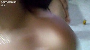 twerking and shaking my ass in the cock of the friend of my boyfriend