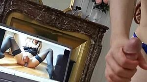 ma copine me suce devant le porno dune amatrice francaise julynovember