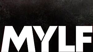 Pussyjuice beetlejuice parody with hairy group sex