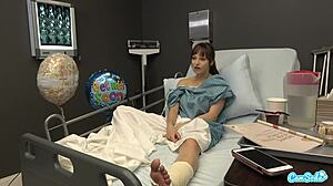 Sexo En P�blico En El Hospital Milf Flash Bf Corrida Le Hice Una Paja Y Se Corre En Mis Tetas