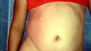 Modelando Calzon Satinado