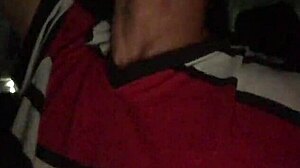 punheta rapidinha no estacionamento do mercado