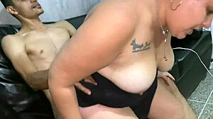 Me Follo A Mi Madrastra En Su Piesa