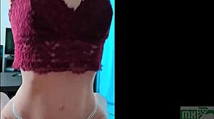 Deja De Jugar Y Meteme La Verga Mexicana Flanquita Y Culona En Tanga Roja Me Quita Del Xbox 1