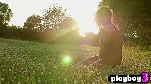 is anetta keys flaunting her stunning natural naked body?