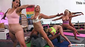 Five Milfs Get Pussy Eating Yoga Session