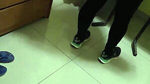 i'm follando a la se�ora de la limpieza