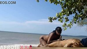 I wanted to get fucked and blow his dick at the beach