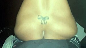 mais um pau gostoso que me fez gozar e gozou pra mim no gloryhole