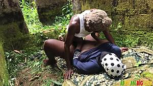 बड़े लंड पसंद करने वाली शरारती लड़की हमेशा और मांगती है