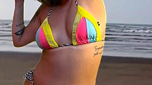 I Left The Beach Bar Waiter Hard And Asked To Grab My Volume