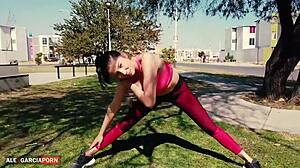 AGBG SCREAM - MILF FOLLADA POR SORPRESA POR UN HOMBRE MISTERIOSO - PARODIA PORNO SCREAM