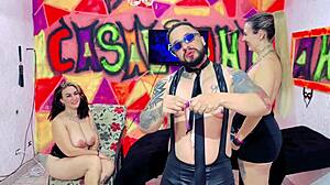 The Fode Diguinha Dj Chupo Muito A Buceta Da Atriz Niikki At� Fica Com A Boca Toda Molhada As Duas Fizeram Uma Suruba De Peitos Na Tela