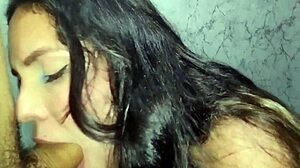 Eso Hermanastra Tócame Las Bolas Porque Eso Me Prende Y Hace Que No Me Resista Para Follar Contigo - Porno Amateur