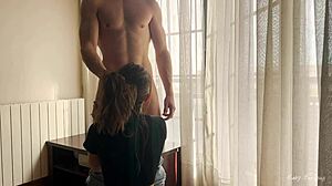 My fitness girlfriend gave me a blowjob after gym