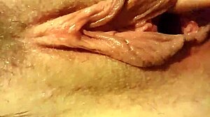 Fucking My Young 18+ Slutty Pussy with a Deodorant Can for Intense Stretching