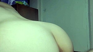 A married Korean woman, cute and pretty, likes to ride a fat cock in close up creampie.