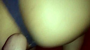 Novinha invited to watch psg game arrives and receives hot milk gift in her pussy