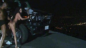 I fucked a milf outdoor in the night