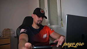 hot girlfriend heats up the teleworking couple - melania dark payo pro