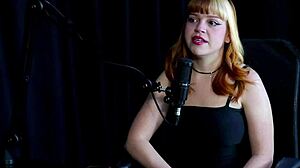 Gostosa Does Sensual Stripper Showing Beautiful Breasts Says She Hasn't Fucked In A While Chats With Presenter