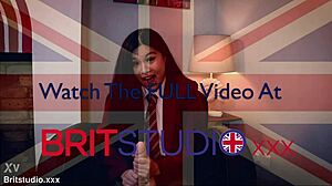 student instructs you to wank for her