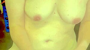 Amateur Milf Masturbates Pussy In Gym Outdoors