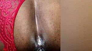 The amateurs enjoy deliciously in the black woman's big ass during anal sex